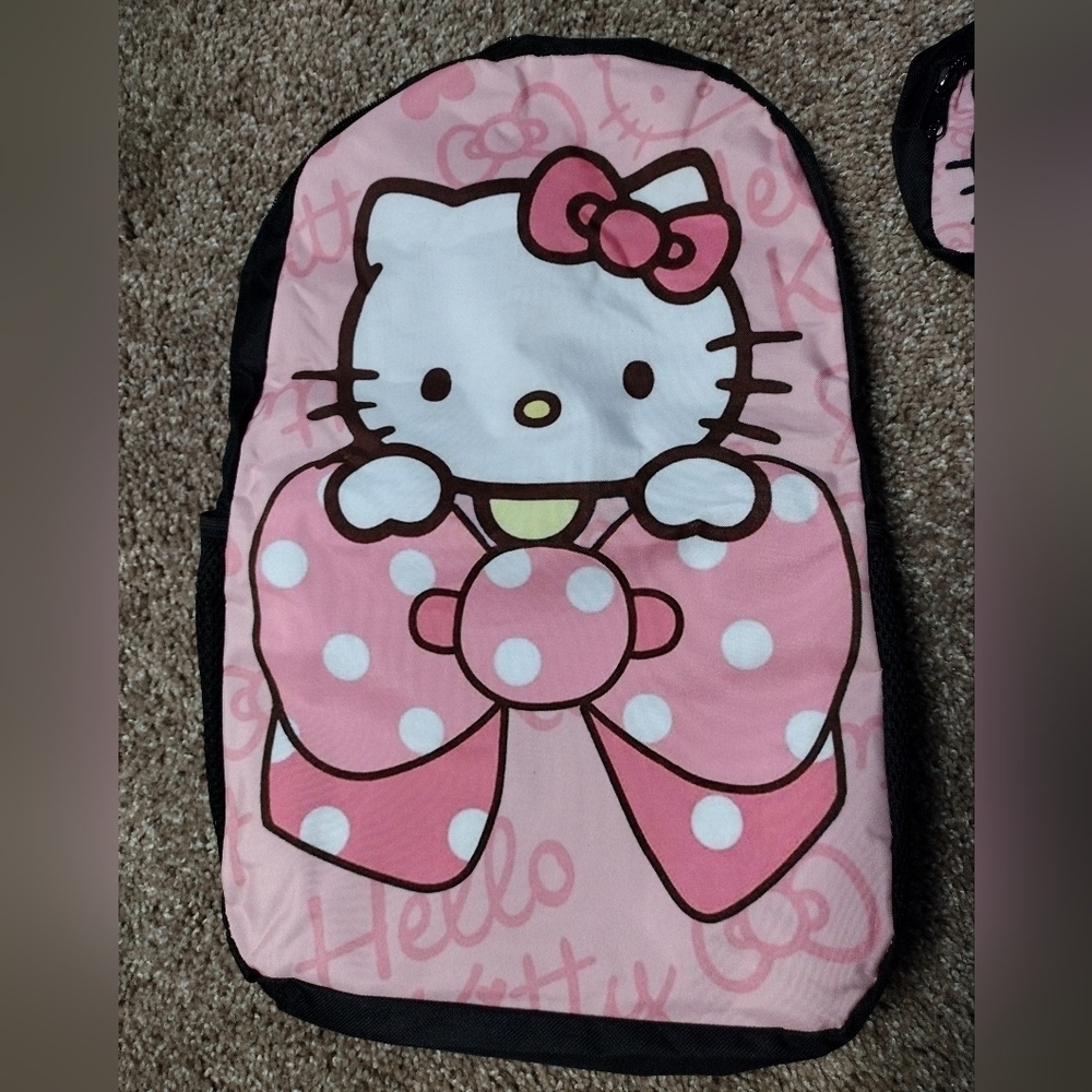 Hello Kitty Sanrio Trio Backpack lunchbox pencil case Set NWOT - Picture 3 of 16